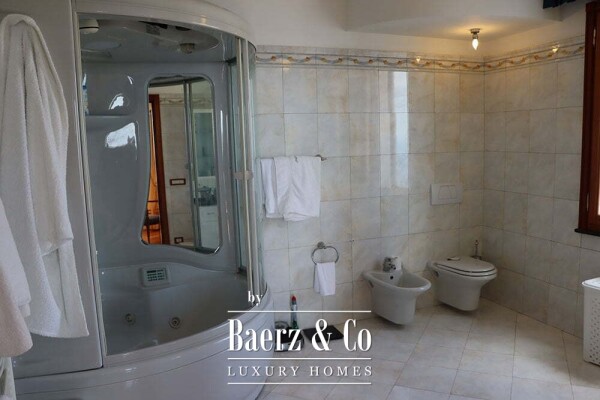 photo 43 Villa for sale 507 m²