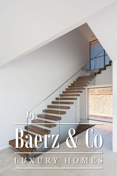 photo 3 Beautiful luxury home in Cap Martinet, Cap Martinet