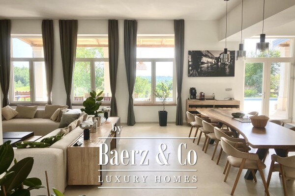 photo 11 Istria, Poreč, luxuriously renovated old school