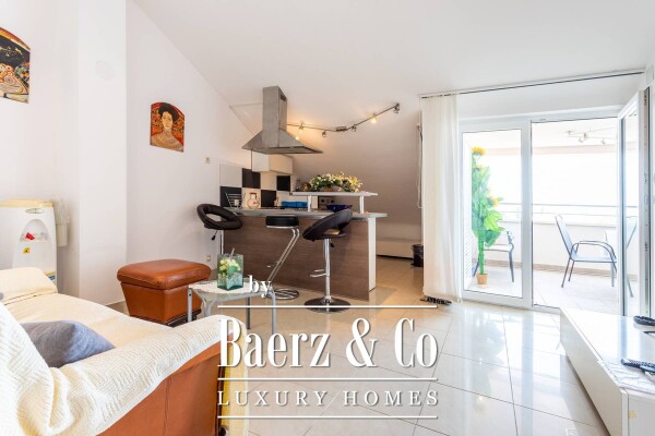 photo 10 Novalja, house with 10 apartments near the center with a sea view