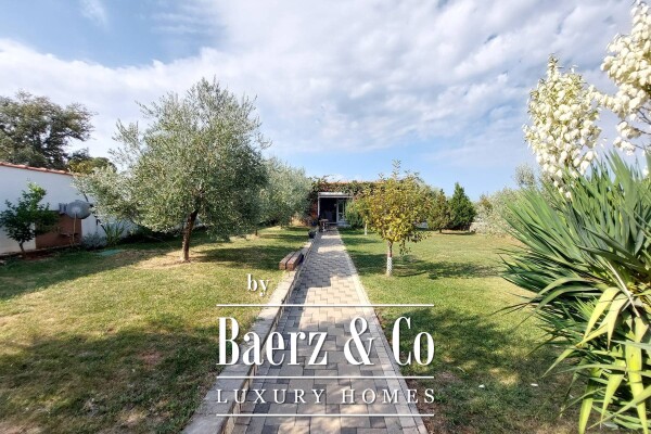 photo 5 Galižana, house with a beautiful garden and swimming pool