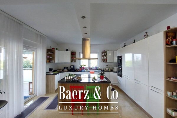 photo 10 Galižana, house with a beautiful garden and swimming pool