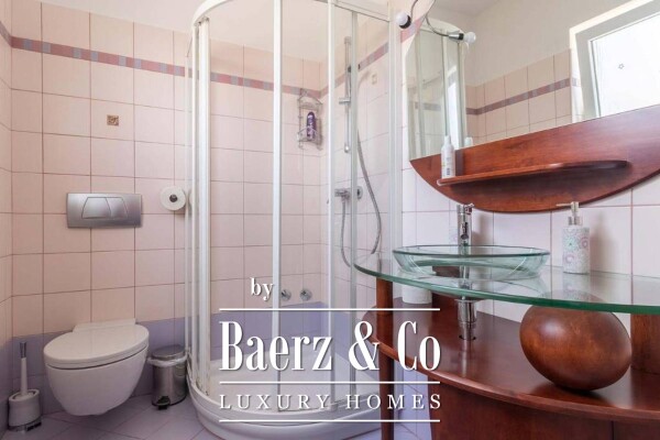 photo 14 Pula, Pješčana Uvala attractive detached villa on a large plot