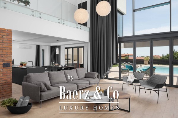 photo 4 Istria, Ližnjan, an architectural pearl with a heated pool in a top location