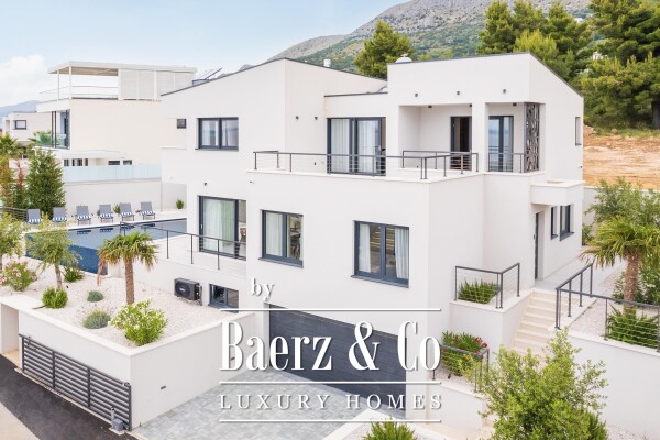 photo 5 Split-Podstrana, luxury villa with swimming pool, garage and panoramic sea view