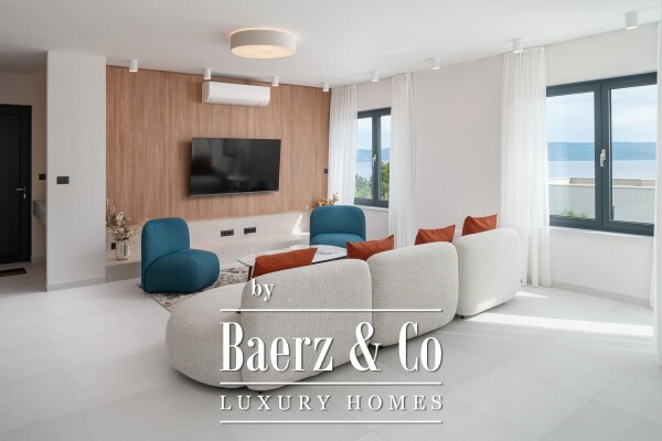 photo 9 Split-Podstrana, luxury villa with swimming pool, garage and panoramic sea view