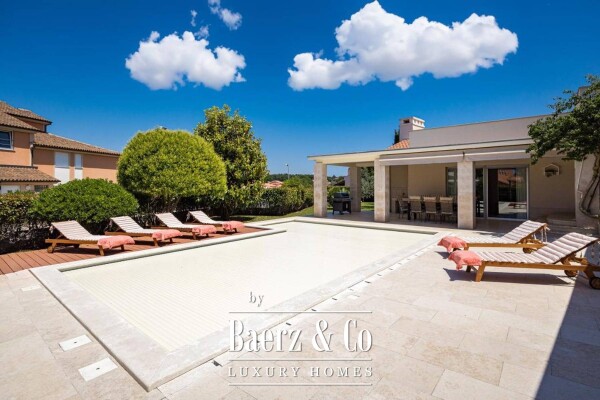 photo 32 Istria, Banjole, beautiful villa NKP 277 m2 on a large garden, 300 m from the sea