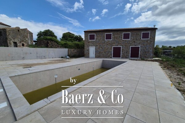photo 1 Istria, Brič, stone house with swimming pool