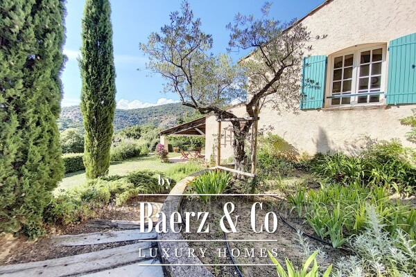 photo 7 **Peaceful Haven with Village View – Villa with Garden and O