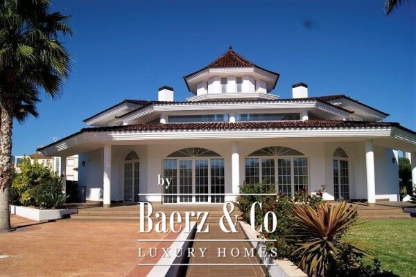 photo 1 Beautiful luxury home in Alfaz del Pi