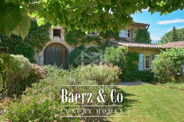 photo 6 Exceptional provencal style. property in a gated domain