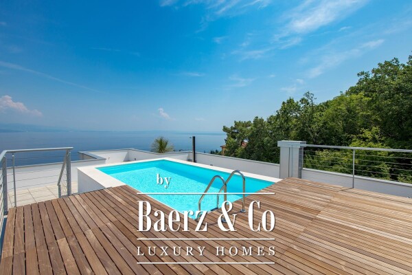 photo 3 Opatija, an attractive penthouse with a pool of 367 m2 NEW BUILDING