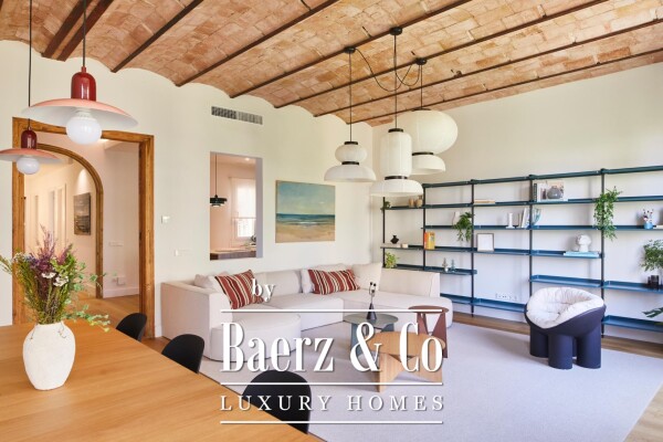 photo 1 Exclusivity and Refinement: Prestigious Apartment in the Heart of Barcelona