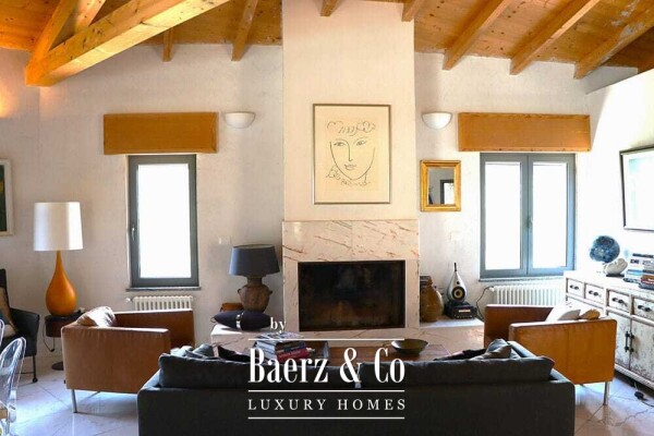 photo 93 Villa for sale 166 m²