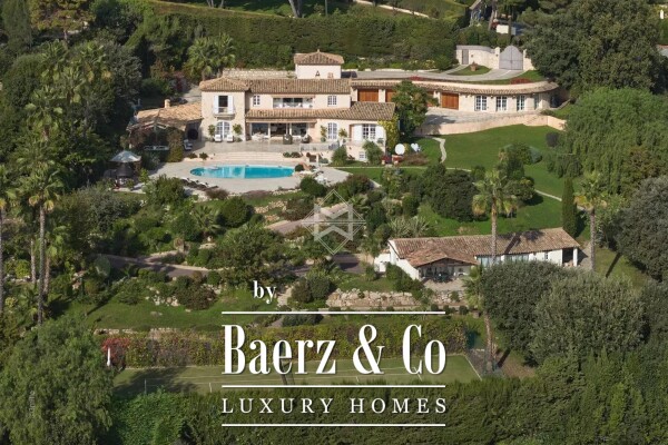 photo 1 La Colle-sur-Loup - Majestic 10-bedrooms property with Tennis court