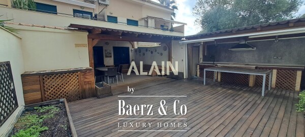 photo 1 Beautiful luxury home in Valencia, Playa de la Malvarrosa - La Malvarrosa