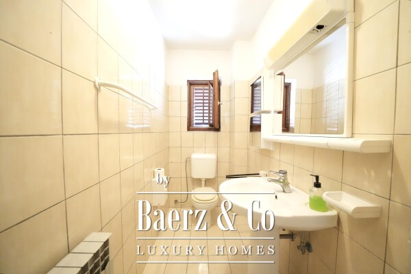 photo 9 Zadar, Diklo villa first row to the sea divided into three floors 377 m²