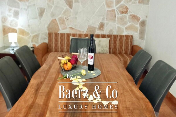 photo 18 Rovinj, Rovinjsko Selo, elegant, luxurious house 380 m2 with 4 residential units and a beauutifu...