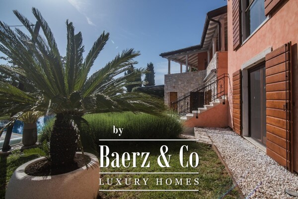 photo 31 Istra, Šorići, luxury Stone House 388 m² with Pool and construction land 4621 m²