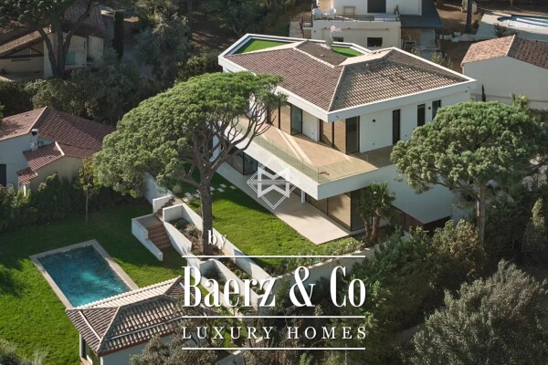 photo 3 New villa with sea view