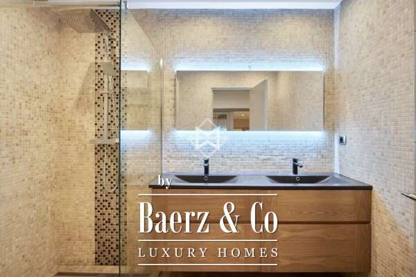 photo 17 Architect-designed Villa in Cavalaire-sur-Mer