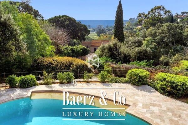 photo 1 Gigaro - Renovated sea view villa - Beach on foot