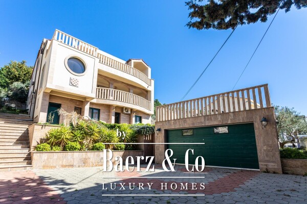 photo 1 Murter, Slanica, a beautiful house in the second row to the sea, 357.68 m²