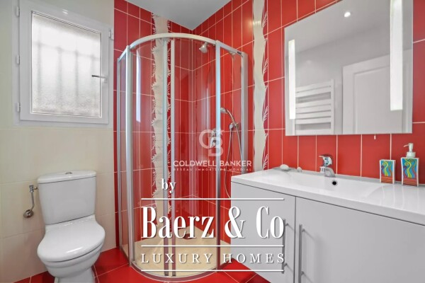 photo 10 MOUGINS: CLOSE TO INTERNATIONAL SCHOOLS - PROVENCAL VILLA 5 BEDROOMS WITH POOL AND MAGNIFICENT LANDSCAPED LAND