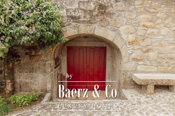 photo 25 Magnificent Manor House with winery