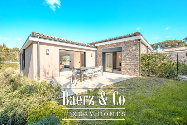 photo 6 Gassin Apartment – Just Steps from the Beach and 5 Minutes to St. Tropez