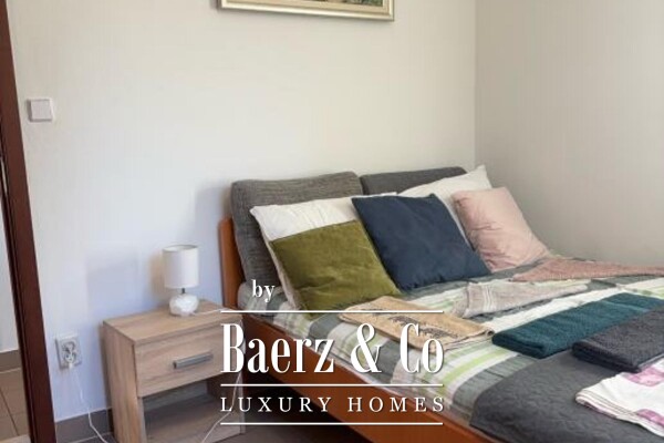 photo 12 Omiš, Nemira, stone apartment house with sea view