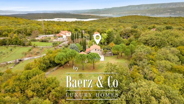 photo 15 Charming rustic house surrounded by peaceful, lush gardens