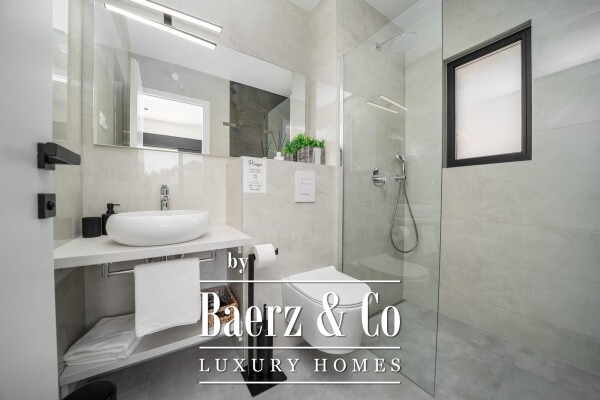 photo 13 Makarska, two-story, three-room apartment, with pool