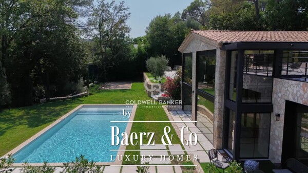 photo 23 Stone and renovated villa located in Valbonne