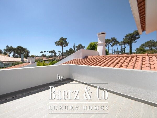 photo 19 Exceptional property between ocean and golf a few steps from Lisbon