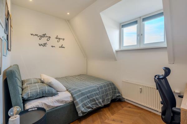 photo 25 Rubensstraat 74 2