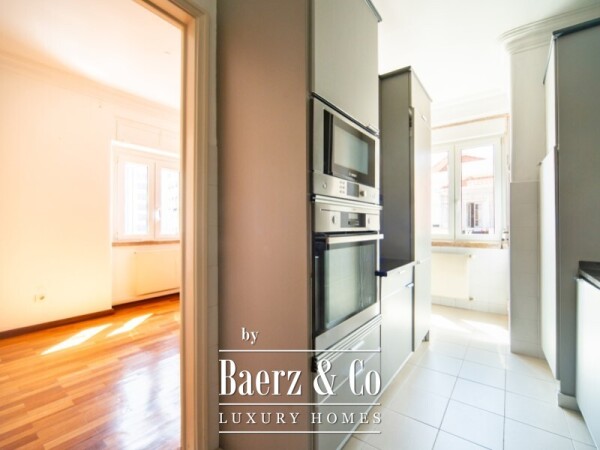 photo 16 3-Bedroom Apartment with Balcony, Air Conditioning and Access to Shared Rooftop Terrace, located in Entrecampos, Lisbon