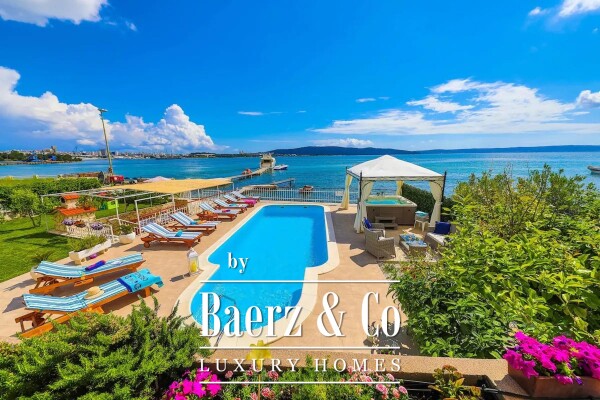 photo 34 Kaštel Sućurac, beautiful house with swimming pool in the first row to the sea