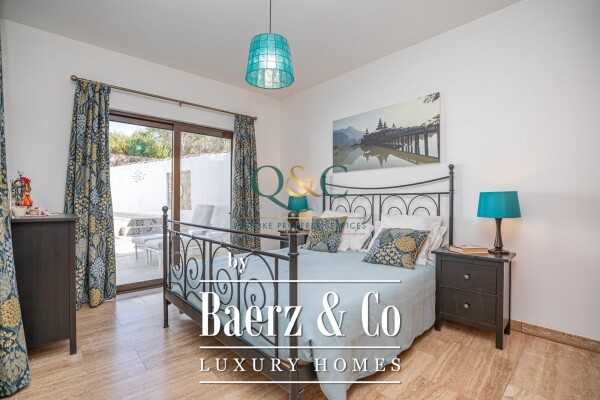 photo 8 Beautiful luxury home in Santa Bárbara de Nexe, Bordeira