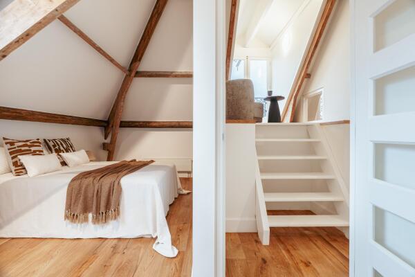 photo 25 Van Baerlestraat 17 3