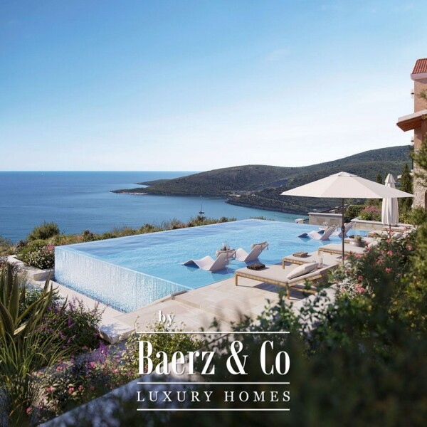 photo 17 Luxurious Apartment in Montenegro