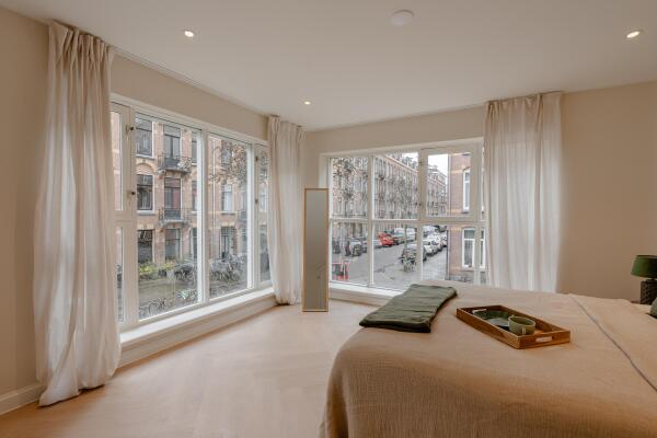 photo 17 Eerste Helmersstraat 34