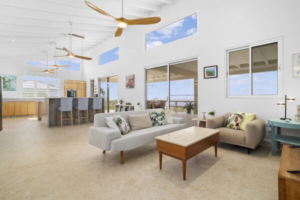 photo 4 Crown West 239