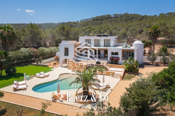 photo 1 Beautiful luxury home in Cala Bassa