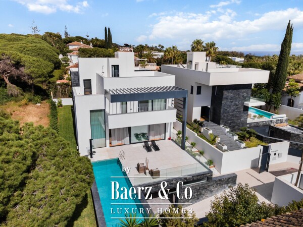 photo 19 Villa - Marbella East - Ref: 8693