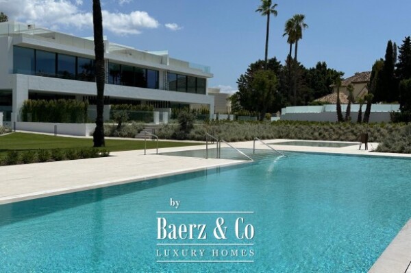 photo 38 Villa - Nueva Andalucia - Marbella - Ref: 8694