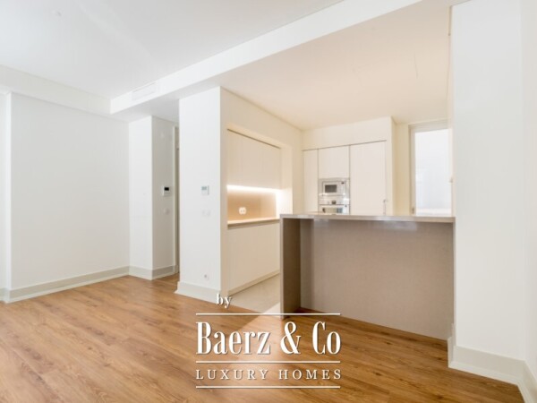 photo 5 2 bedroom apartment with private garden, in Saldanha