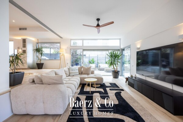 photo 7 Contemporary Elegance, Absolute Light and an Exclusive Lifestyle