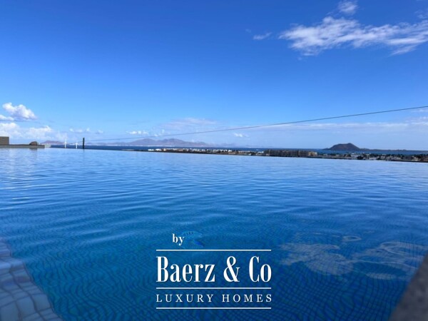 photo 6 Luxury villa with sea views in Corralejo, Fuerteventura