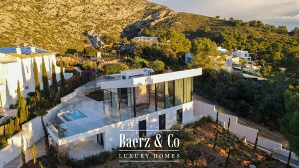 photo 4 Fantastic villa with panoramic views and exclusive furnishings